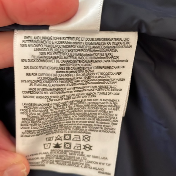 Brooks Brothers Down Water-Resistant Belted Puffer Coat in Navy NWT Sold Out - Picture 8 of 8